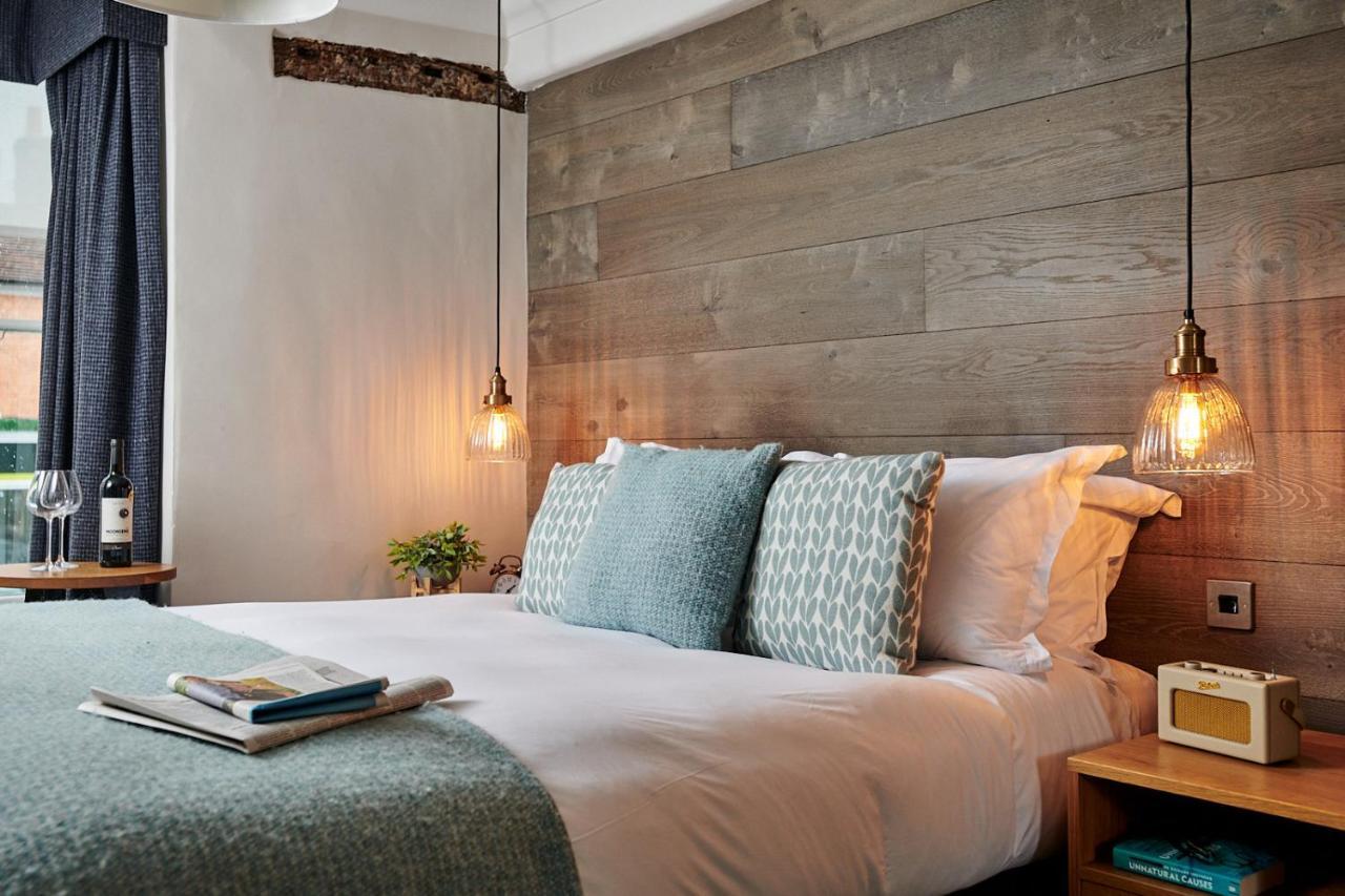 The Red Lion Hotel Odiham Bagian luar foto